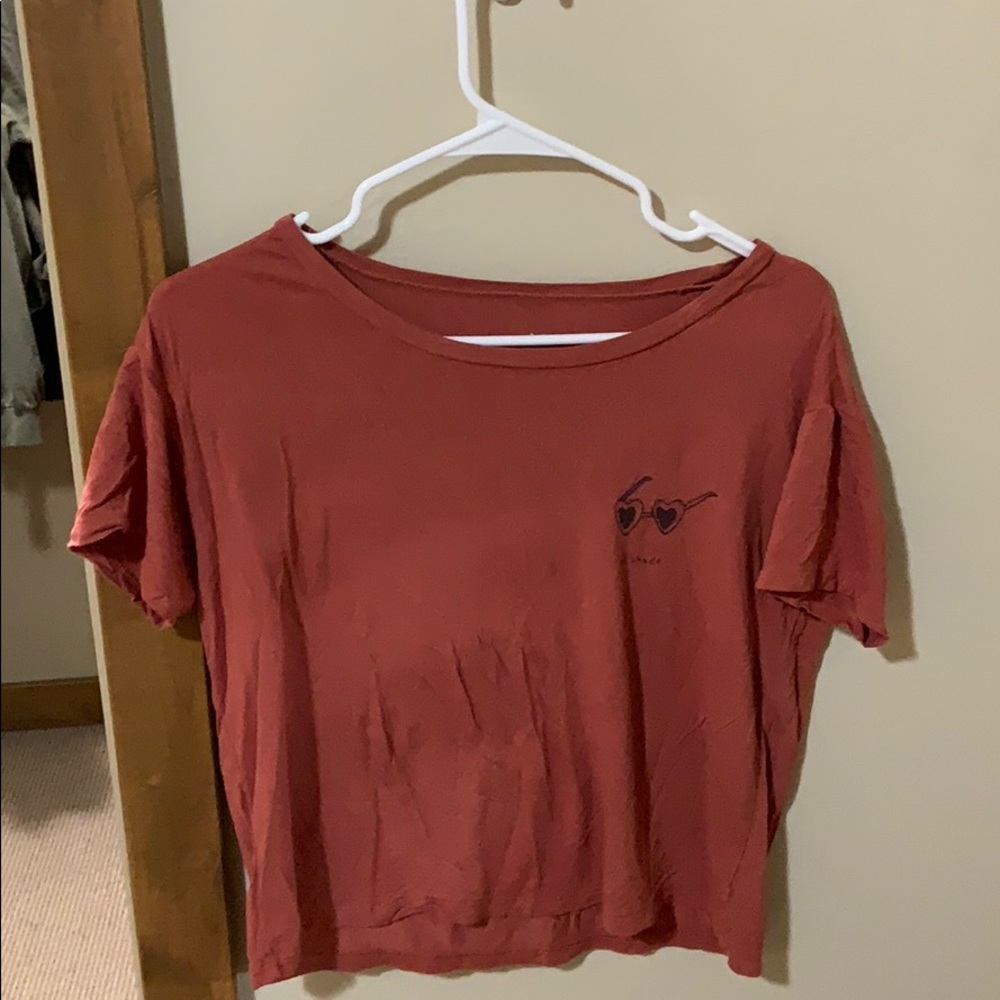 “No shade” American eagle tee